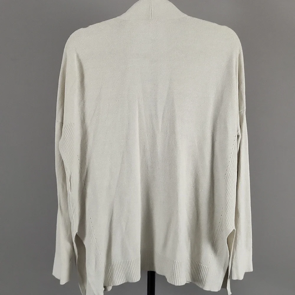 Lilly Pulitzer Women's Beige Shimmer Cardigan 50% Linen, Size M - Picture 2 of 5